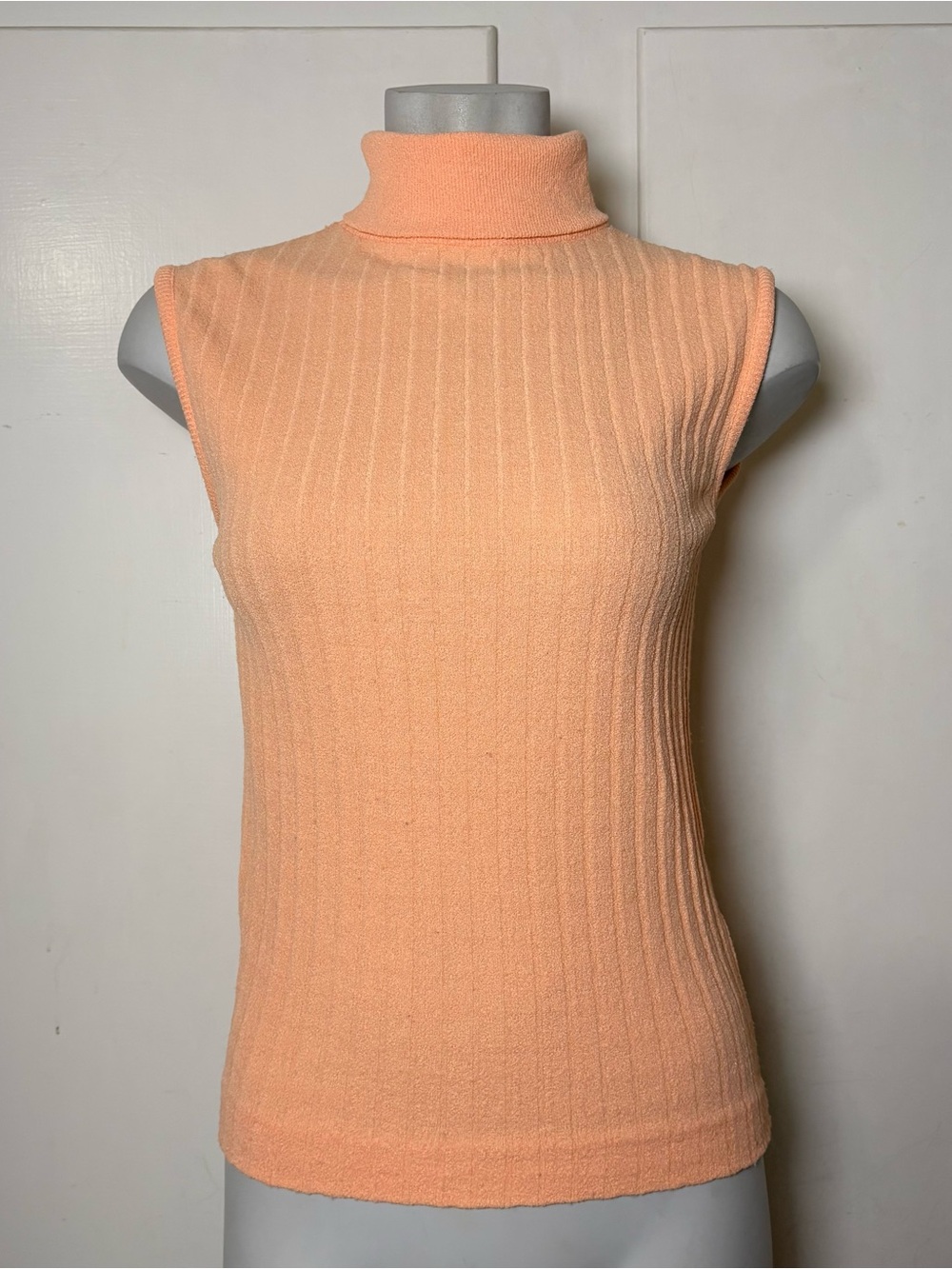 Vintage 70s 80s Ribbed Knit Orange Peach Sleeveless Turtleneck Blouse